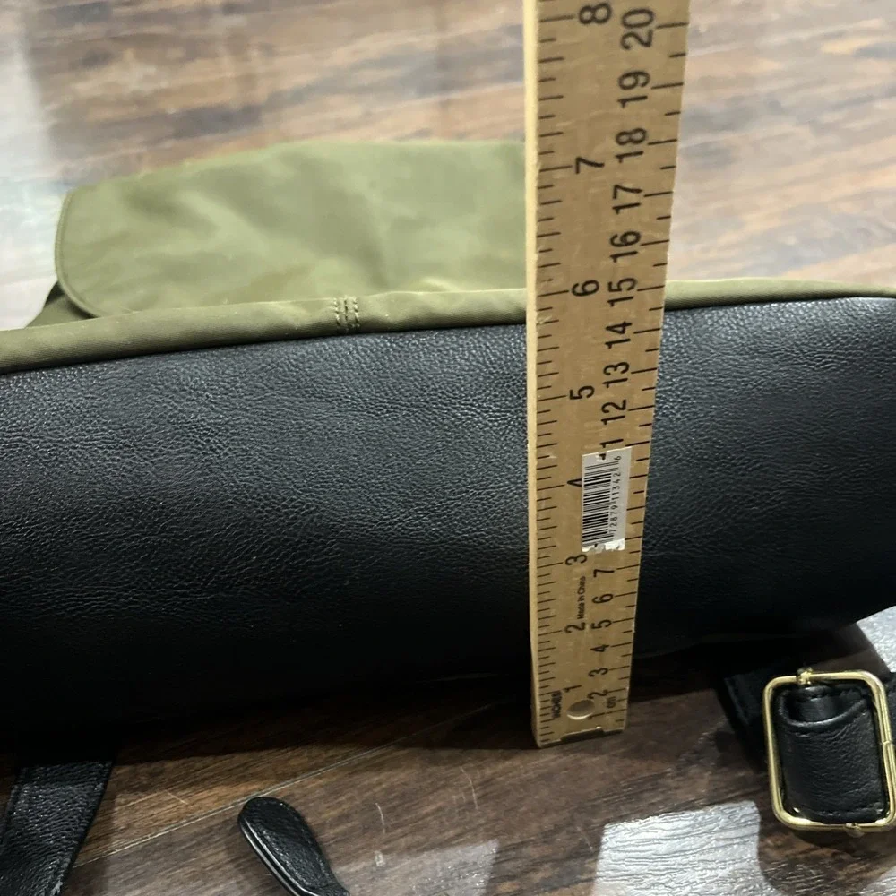 Steve Madden Backpack Women's - Picture 11 of 13